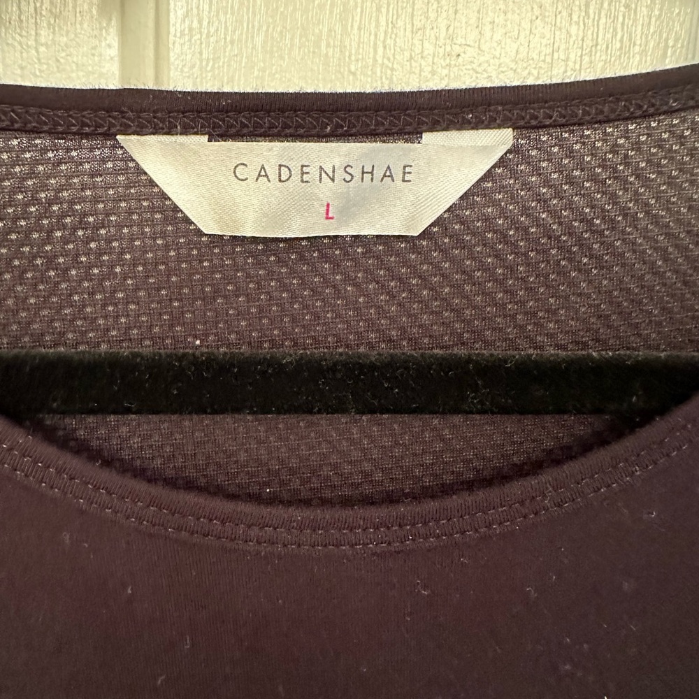 Cadenshae nursing/maternity top, size large, black, long sleeves - Picture 2 of 8